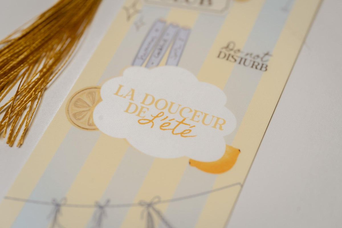 Marque page | « Girl who loves summer »